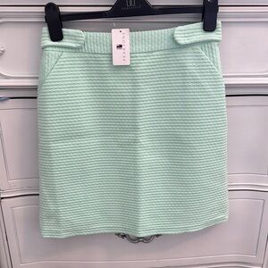 Milly NWT textured pistachio green fully lined skirt, Sz.6
